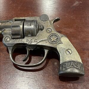 Ash Toy Revolver Action Figure Accessory